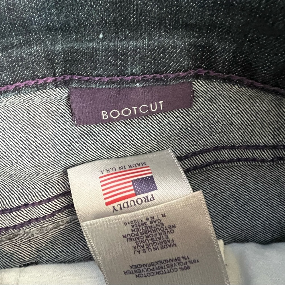 NYDJ jeans in Beautiful Preowned condition with a sparkle butt size 10 - Picture 5 of 13
